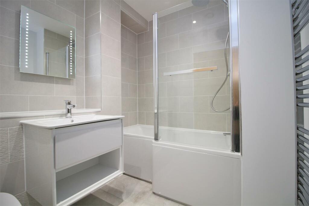 Additional property image - Riverside View, Keynsham