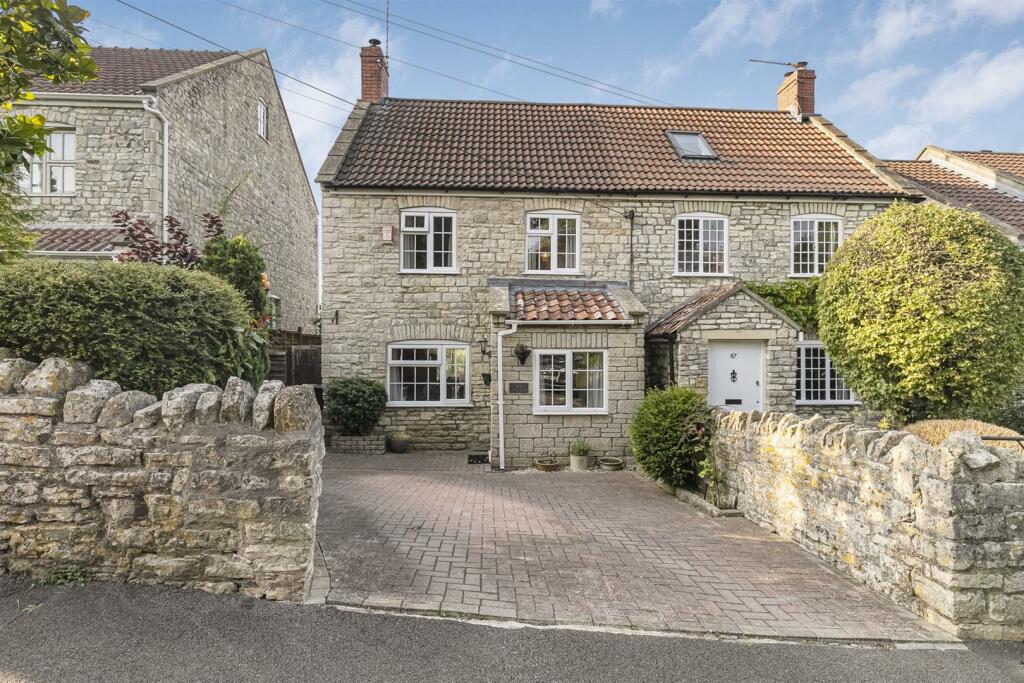 2 bedroom semi-detached house for sale in Marksbury, Bath, BA2