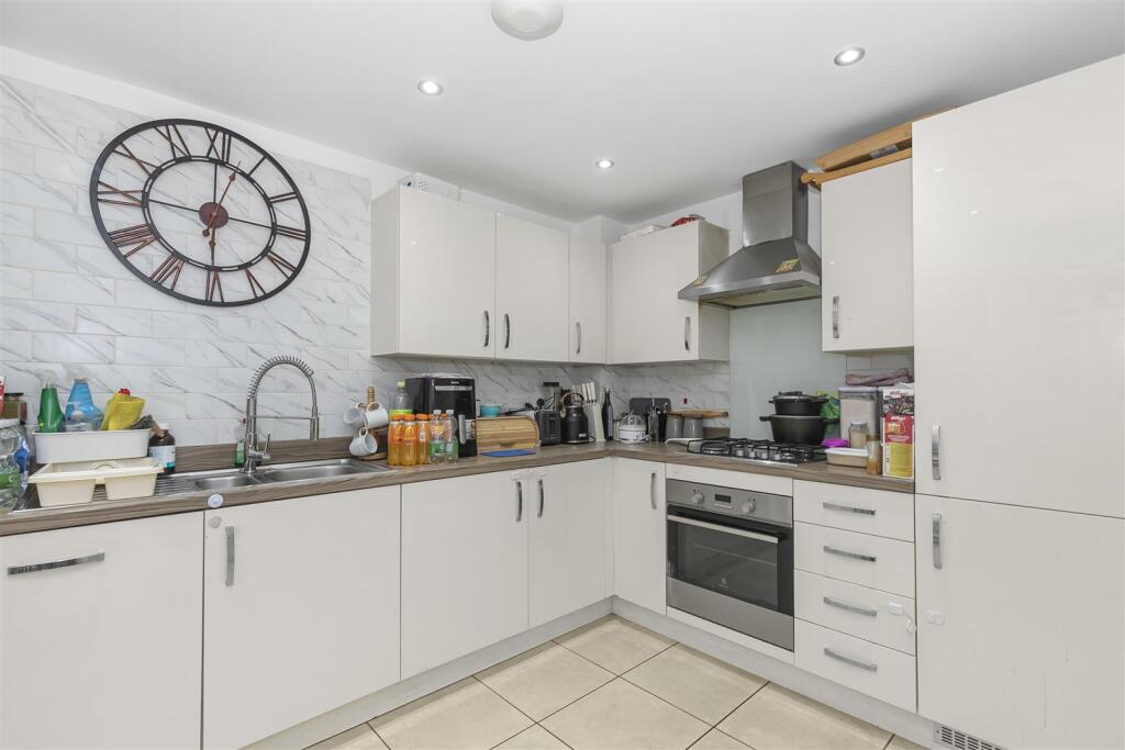 Additional property image - Henry Shute Road, Bristol