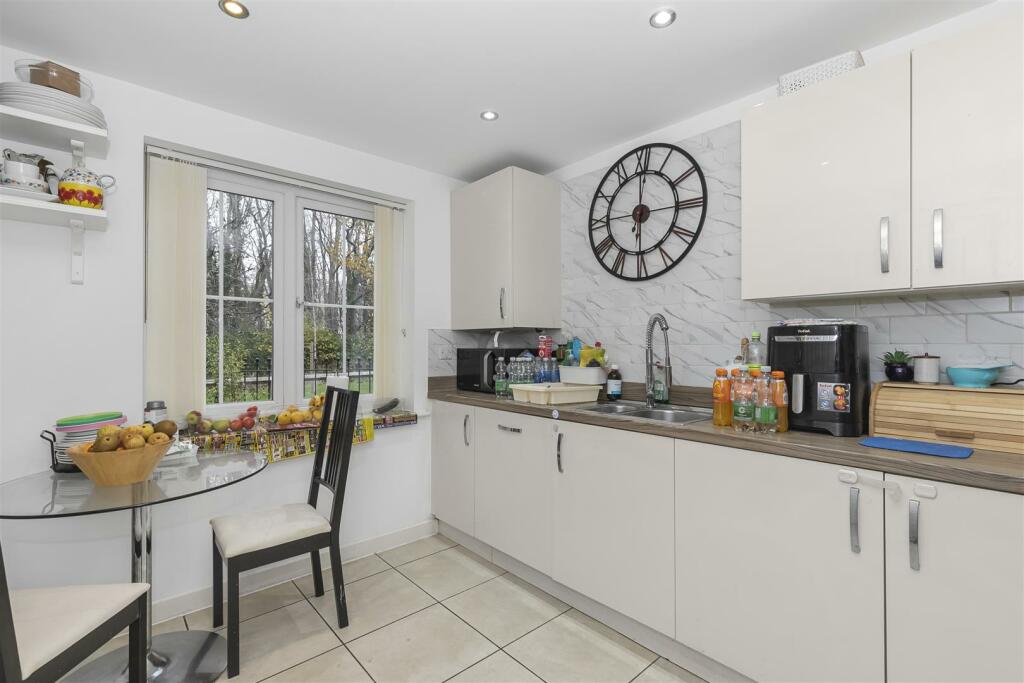 Additional property image - Henry Shute Road, Bristol