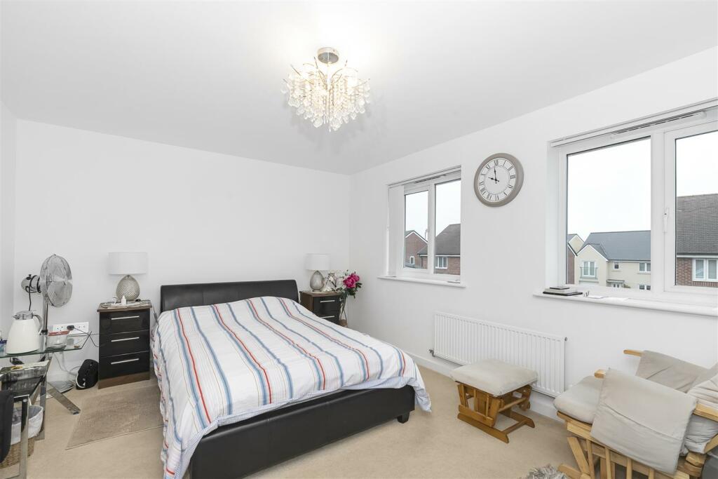Additional property image - Henry Shute Road, Bristol