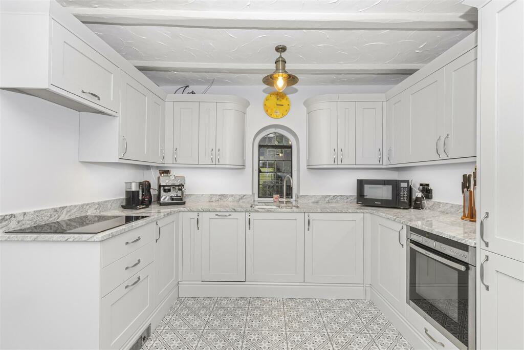Additional property image - Shortwood Hill, Bristol