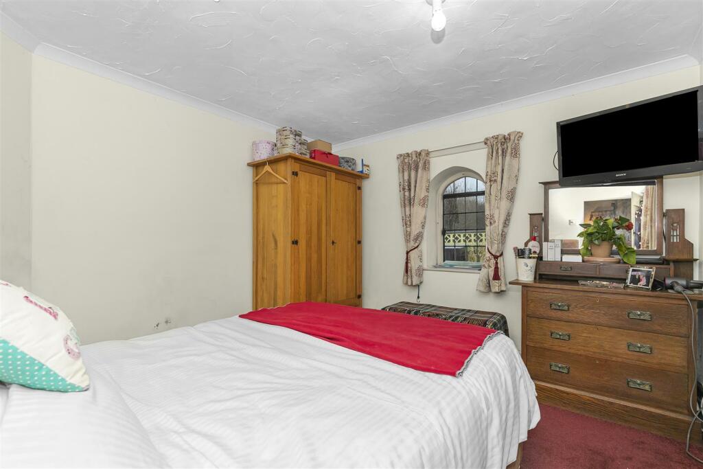 Additional property image - Shortwood Hill, Bristol