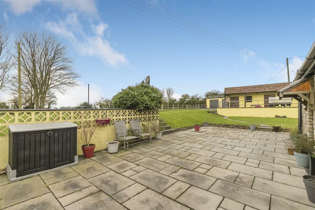 Additional property image - Shortwood Hill, Bristol