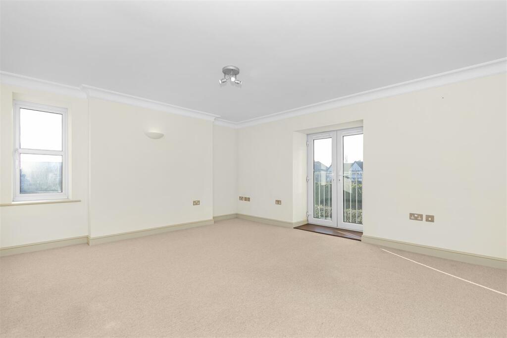 Additional property image - Longreach, Bath Road, Saltford, Bristol