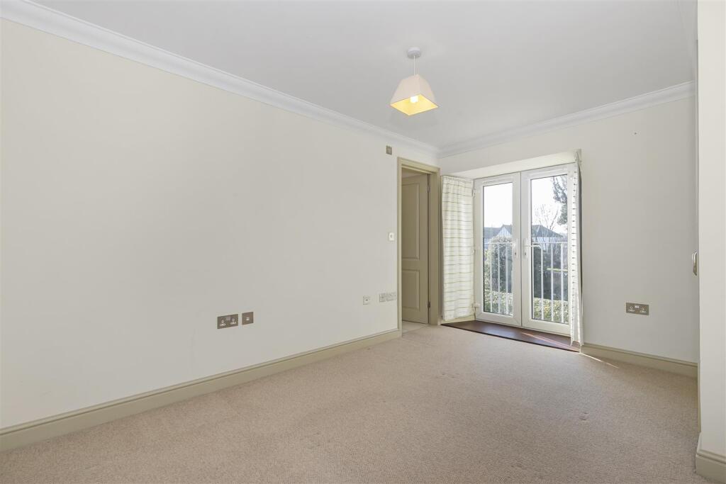 Additional property image - Longreach, Bath Road, Saltford, Bristol