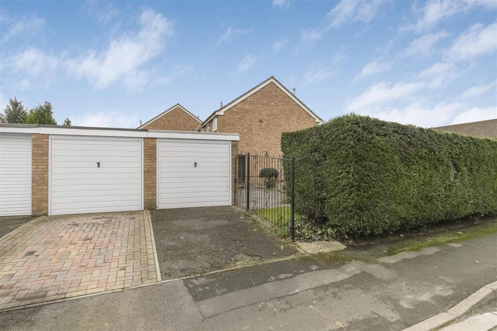 Additional property image - Riverside Way, Hanham