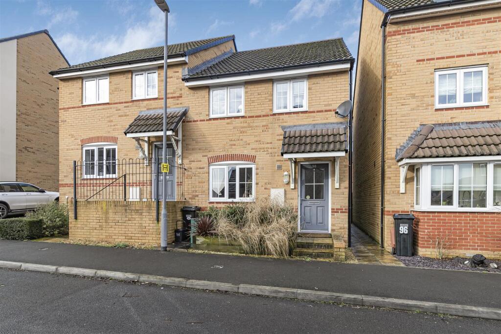 Main image of property: Linnet Way, Keynsham