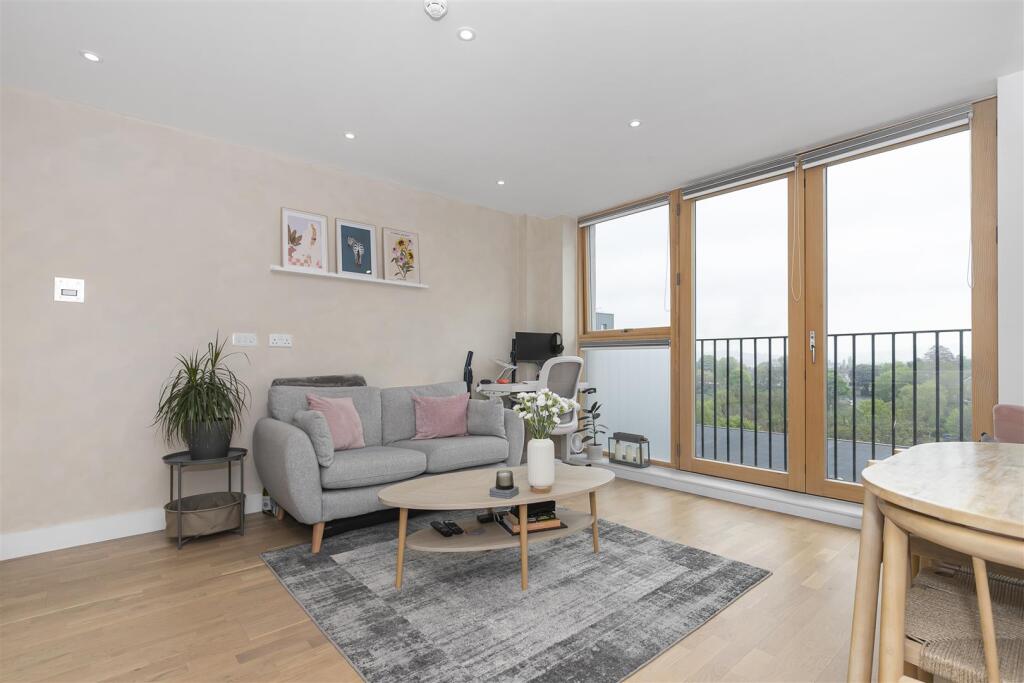 Main image of property: Riverside View, Temple Street, Keynsham