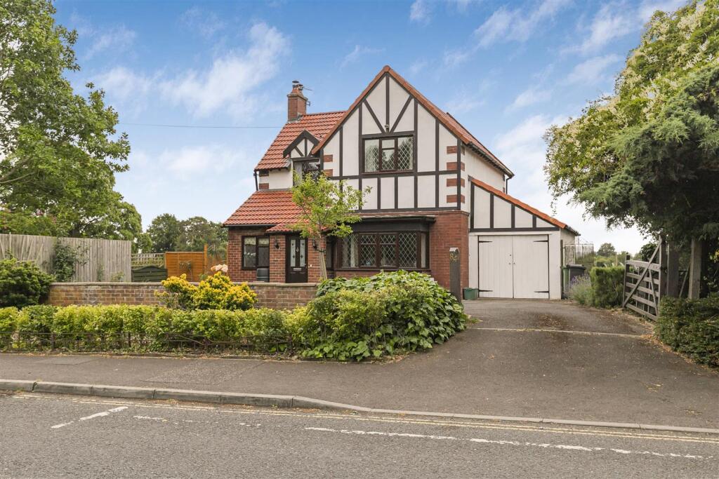Main image of property: Bath Road, Bitton, Bristol