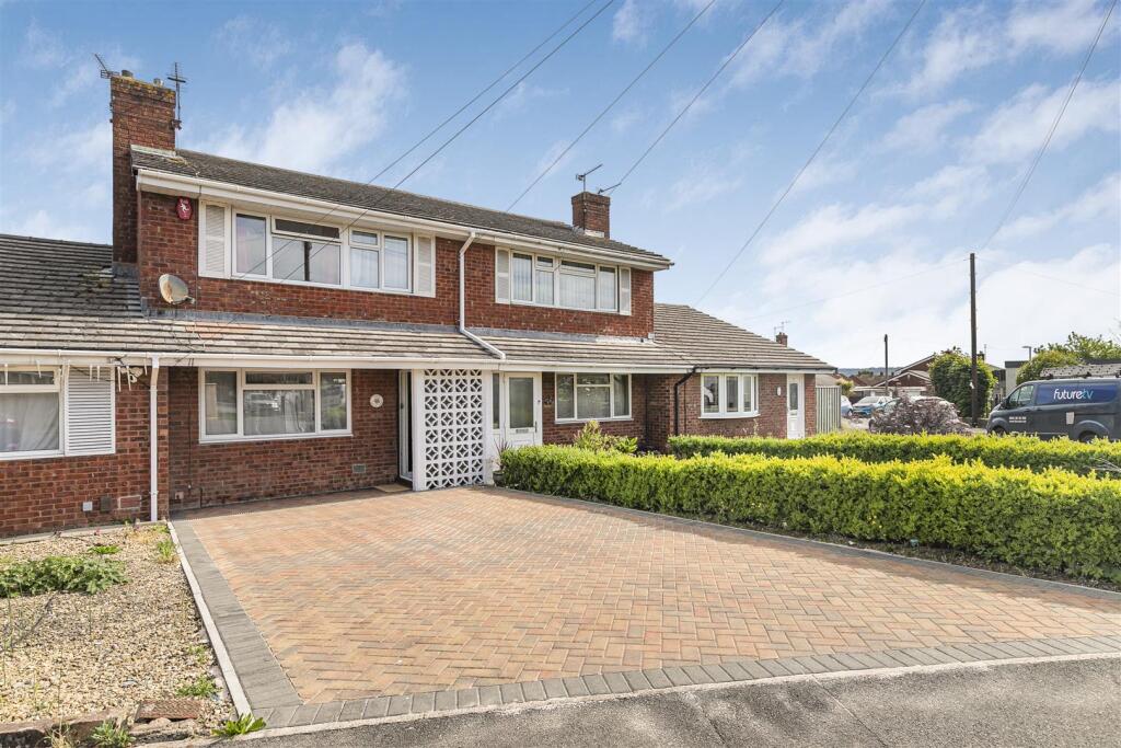 Main image of property: Maple Walk, Keynsham, Bristol