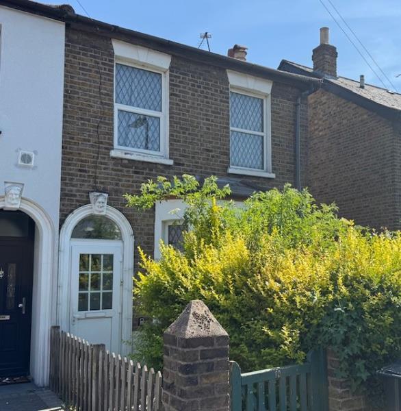 Main image of property: 19 ST JOHN'S ROAD, SOUTHALL, MIDDLESEX