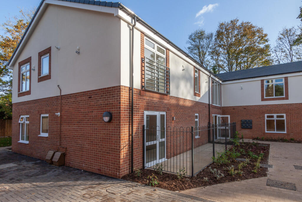Main image of property: 5 Cavell Court, Woodbridge, IP12 1FR