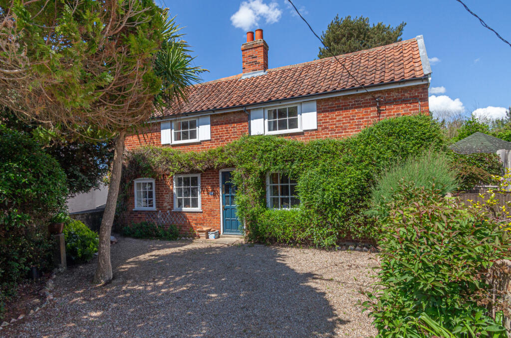 Main image of property: The Street, Melton, IP12 1PR