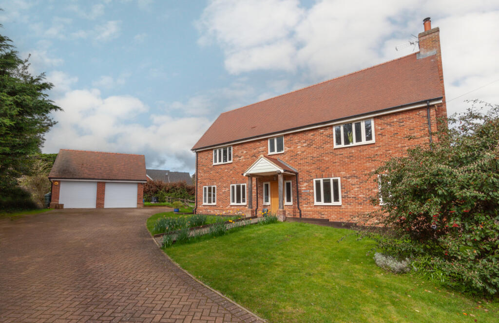 4 bedroom detached house for sale in High Street, Ufford, IP13 6EQ, IP13