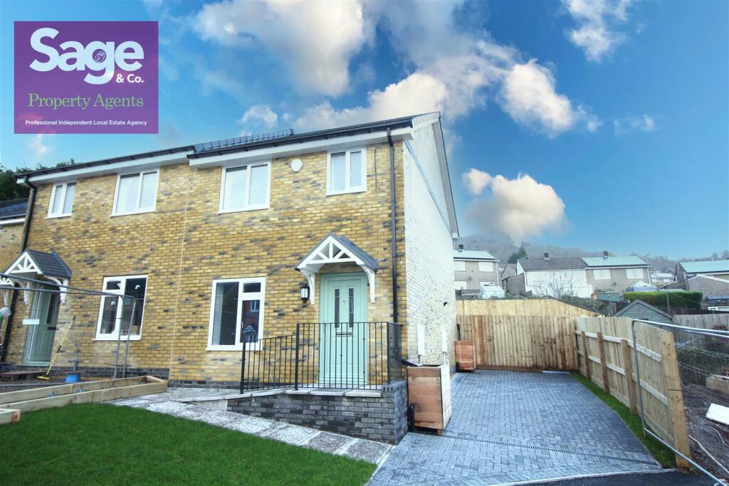 3 bedroom semidetached house for sale in Isobel Court, Risca, NP11