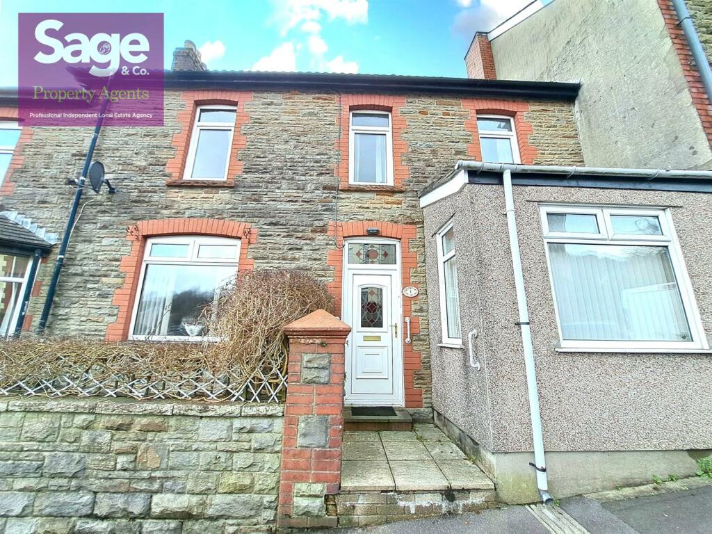 3 bedroom terraced house for sale in Stanley Street, Cwmfelinfach