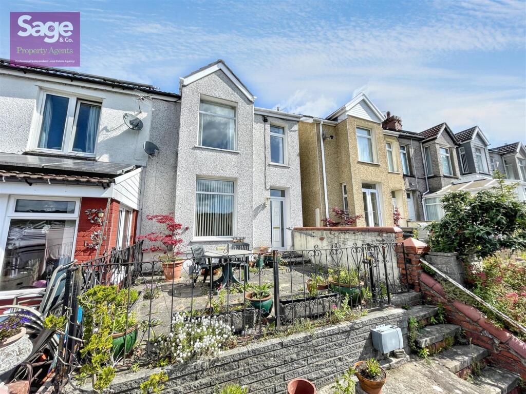 Main image of property: Twyn Gwyn Terrace, Newbridge, Newport