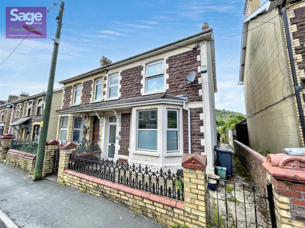 Main image of property: Park Place, Risca, Newport