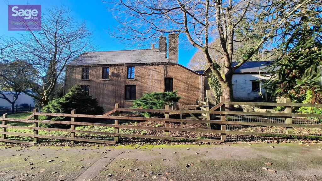 Main image of property: Central Avenue, Newbridge, Newport