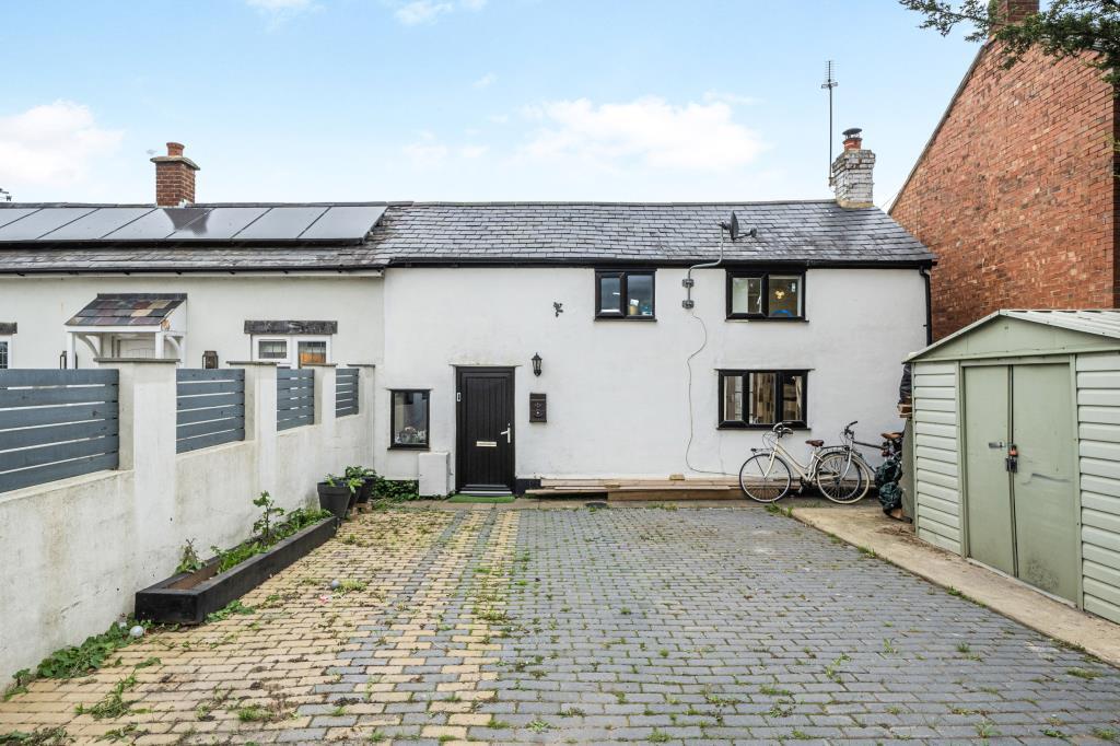 Main image of property: Bicester Road, Kingswood, HP18