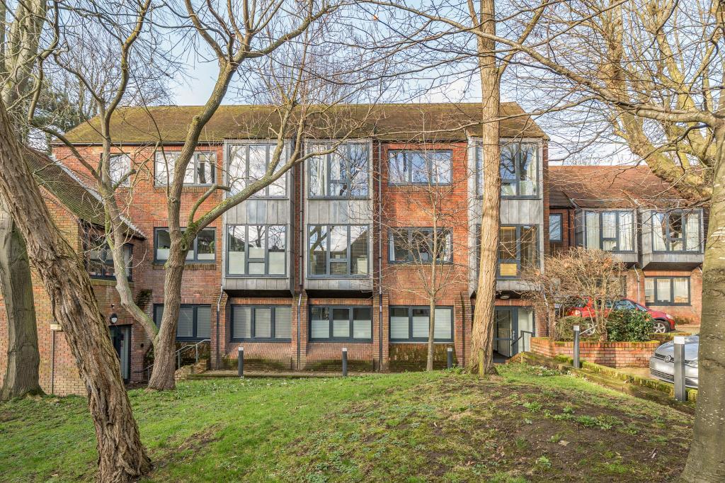 Main image of property: Friary Court, Aylesbury, HP20