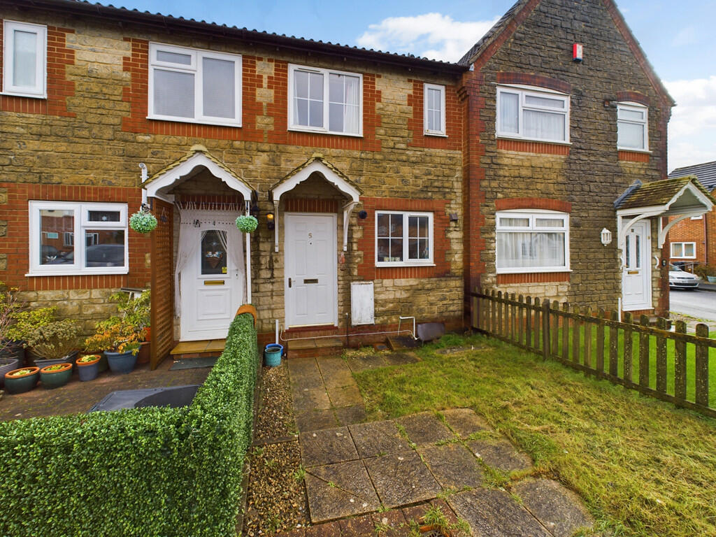 2 bedroom terraced house for sale in Staniforth Drive, IVYBRIDGE, PL21