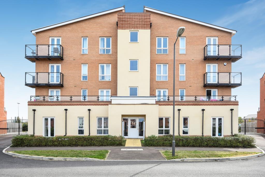 Main image of property: Berryfields, Aylesbury, HP18