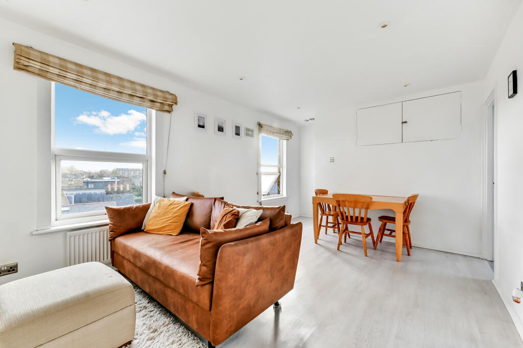 Main image of property: Lavender Hill, SW11