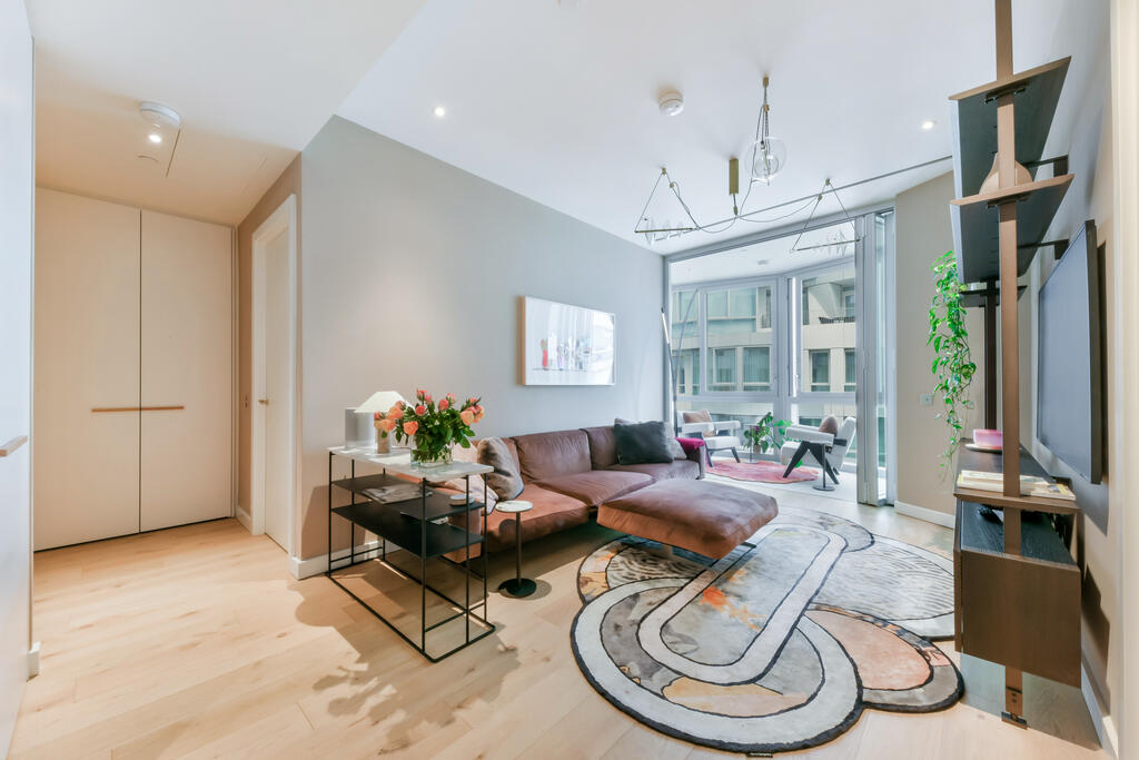 Main image of property: Wilshire House, SW11