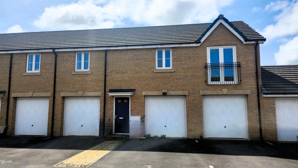 Main image of property: Parsonage Road, Trowbridge, BA14 7TL