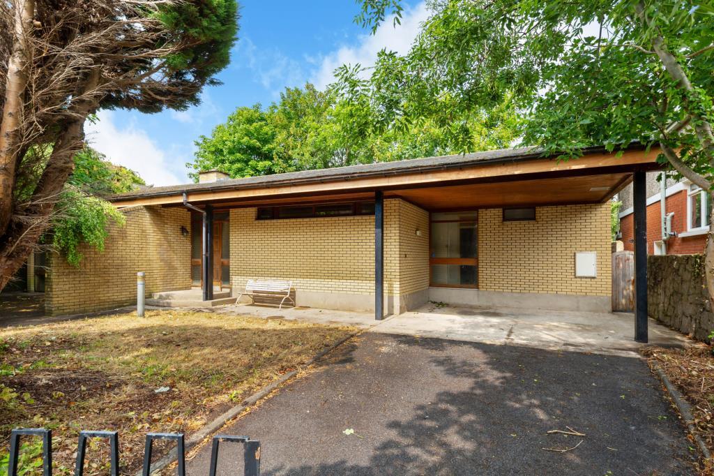 Main image of property: Merlyn Park Lodge, 2A Merlyn Park, Ballsbridge, Dublin 4, D04 T6P1