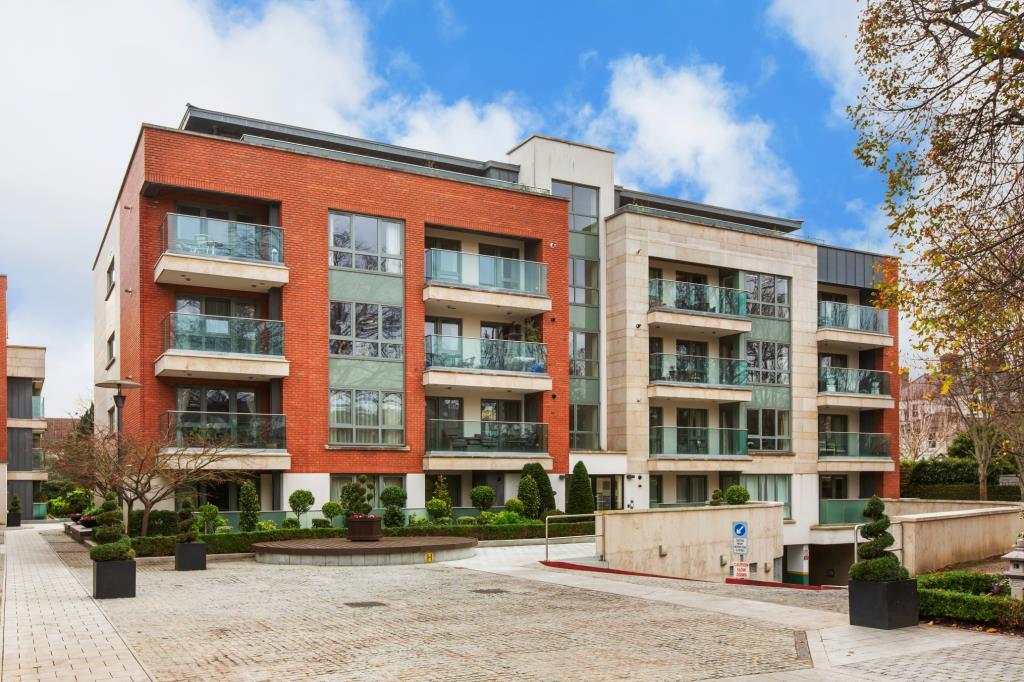 Main image of property: 23 Shrewsbury Square, Ballsbridge, Dublin 4, D04 C950