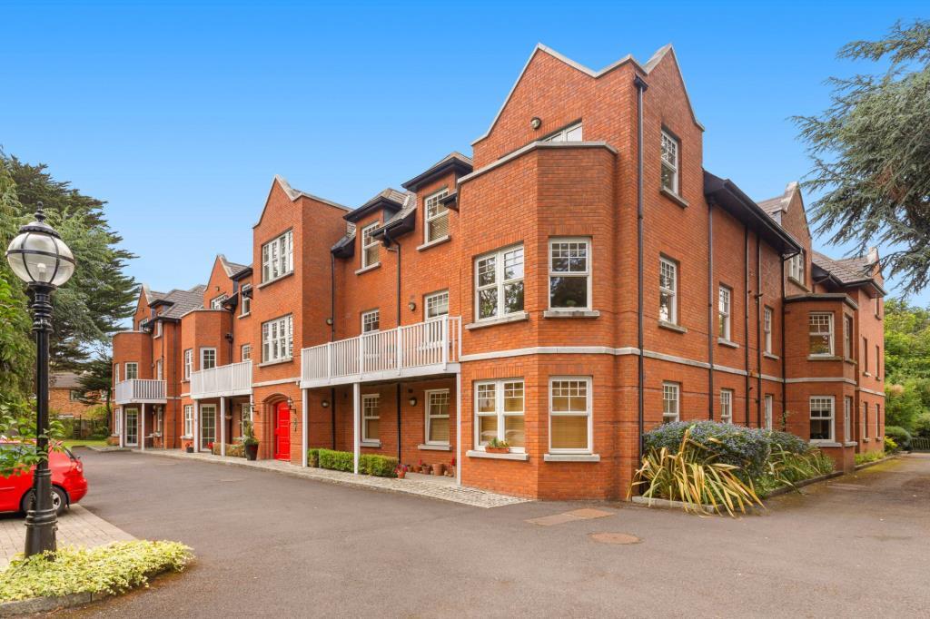Main image of property: 16 Meadow Court, Stillorgan Park Avenue, Blackrock, Co. Dublin, A94 EP49