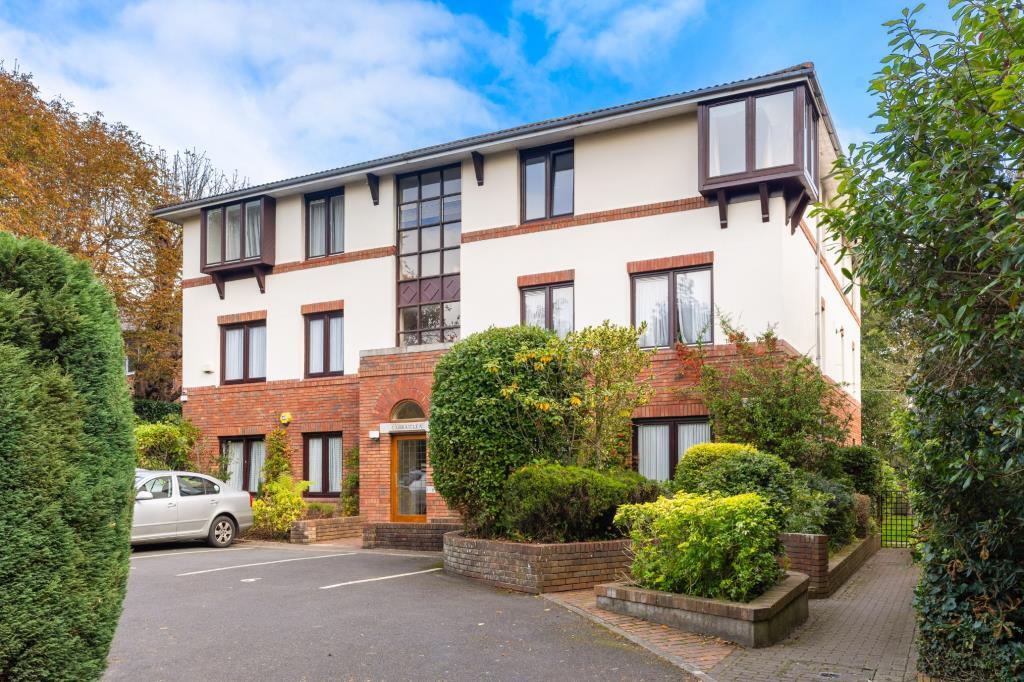 Main image of property: 2 Carraiglea, Queenspark, Monkstown, Co. Dublin, A94 WP99