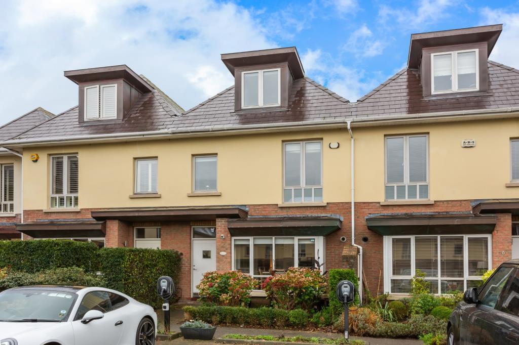Main image of property: 15 Linden Place, Grove Avenue, Blackrock, Co Dublin, A94 HW82