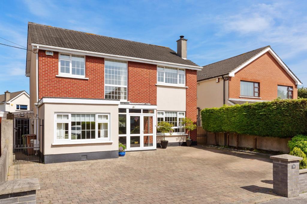 Main image of property: 19 Oak Lawn, Castleknock, Dublin 15, D15K44W