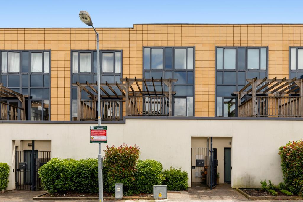 Main image of property: 18 Lock Keepers Walk, Royal Canal Park, Dublin 15, D15 Y8EH