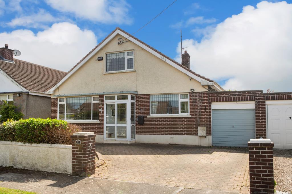Main image of property: 17 Avondale Crescent, Killiney, Co Dublin, A96 HT21