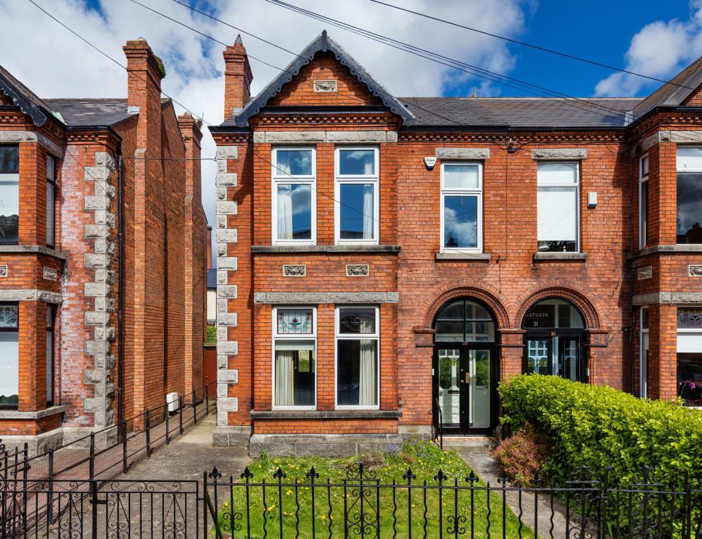 5 bed semi detached property in 29 Iona Road, Glasnevin...