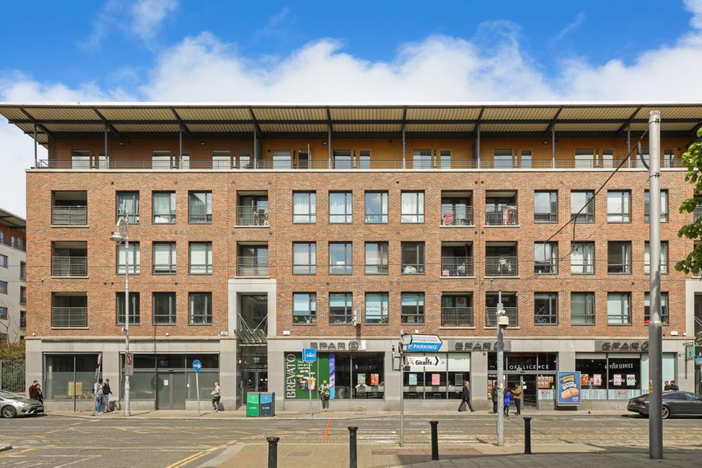 Main image of property: 11 Gandon House, Custom House Square, IFSC, Dublin 1, D01 VE43