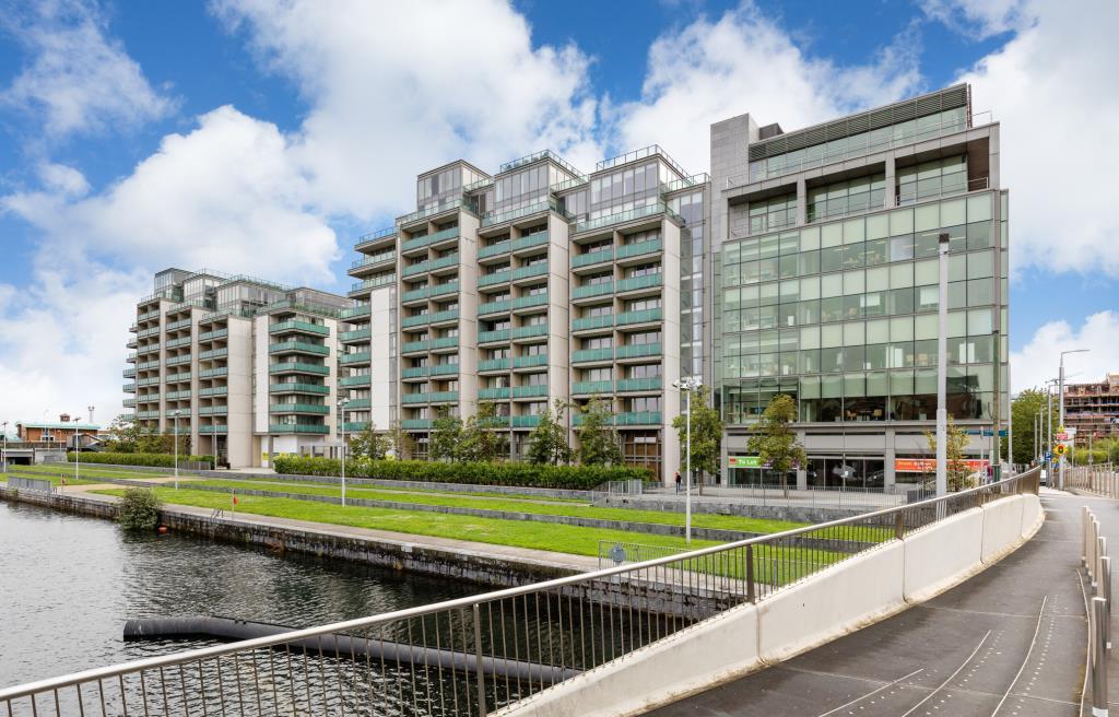 Main image of property: 19 Cloncurry House, Spencer Dock, IFSC, D01 T283
