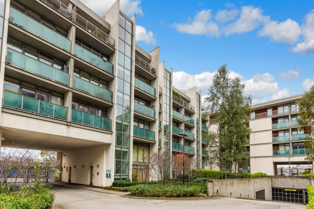 Main image of property: 182 Crosbies Yard, Ossory Road, Dublin 3, D03 R292