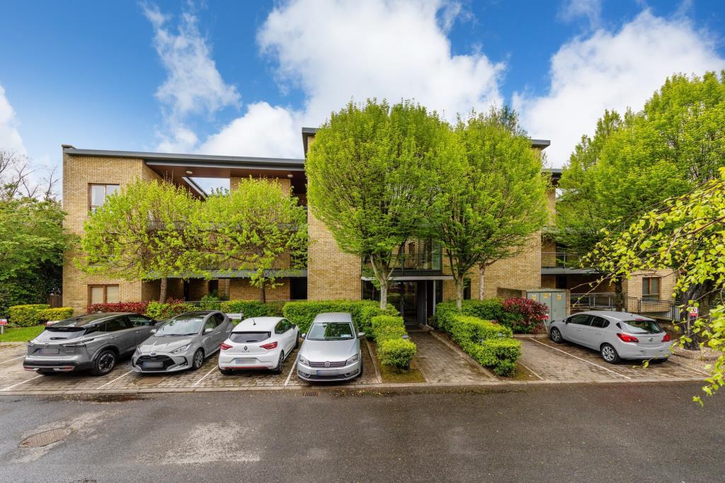 Main image of property: Apt, 2 Auburn, Howth Road, Clontarf, D03 TV27