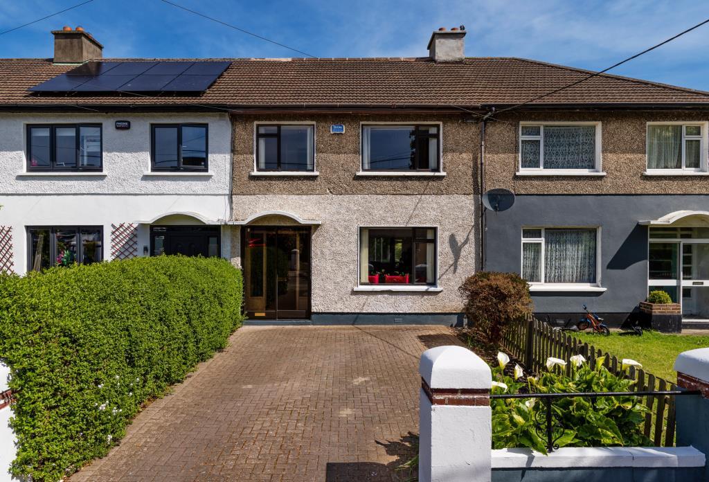 Main image of property: 68 Collins Park, Whitehall, Dublin 9, D09 C2H3