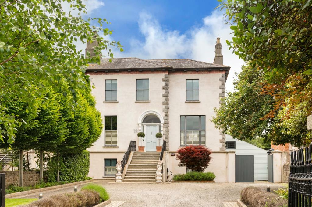 Main image of property: 18 Highfield Road, Rathgar, Dublin 6, D06 W2R1