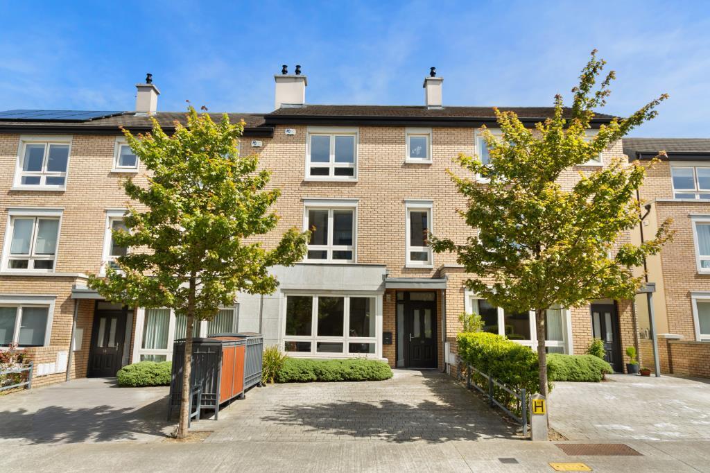 Main image of property: 19 Ardilea Crescent, Ardilea, Clonskeagh, Dublin 14, D14 H0A3