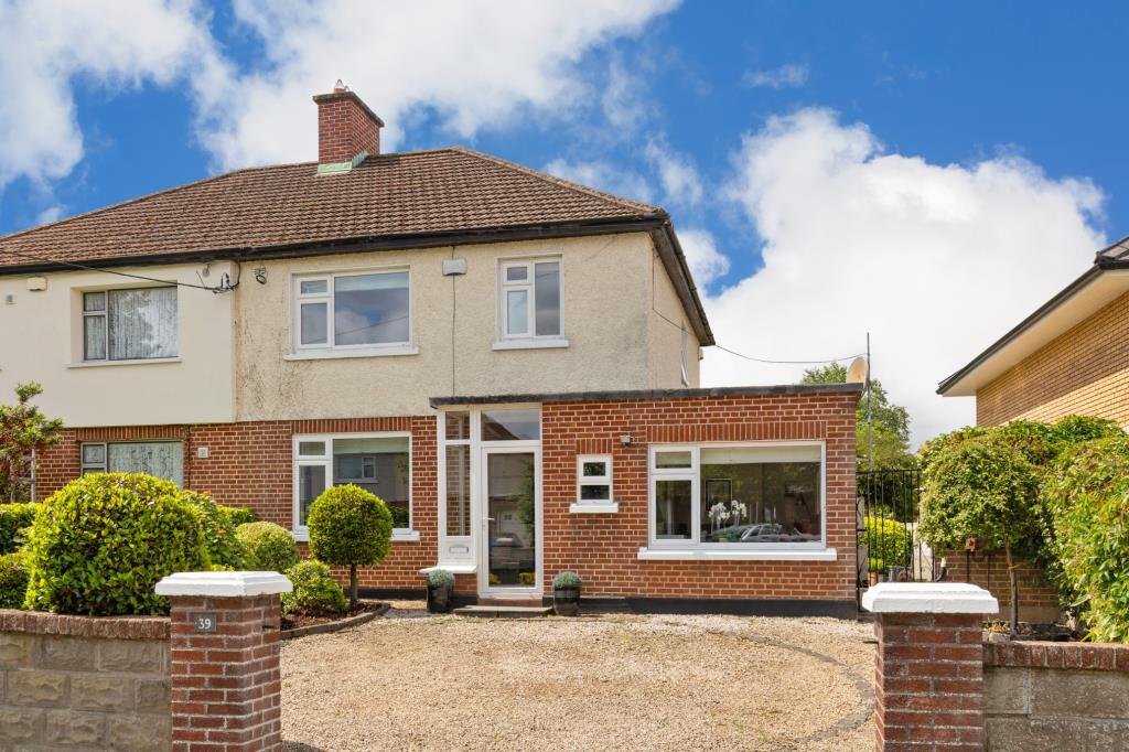 Main image of property: 39 St Aidan's Drive, Goatstown, Dublin 14, D14NV67