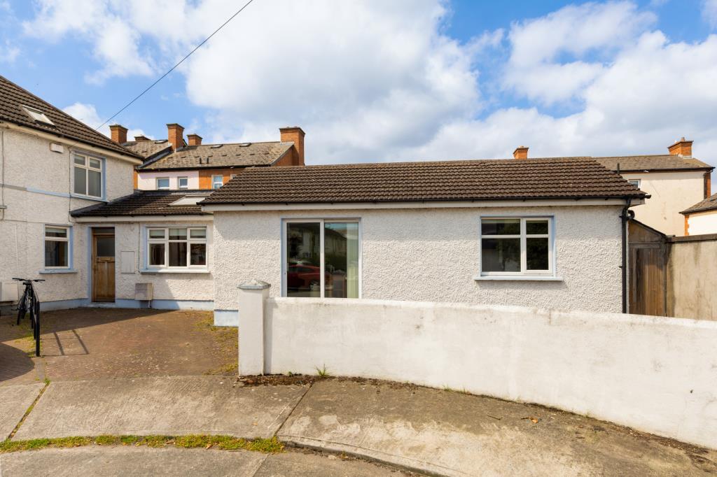 Main image of property: 17 Coolevin Road, Long Lane, Dublin 8, D08Y5N5