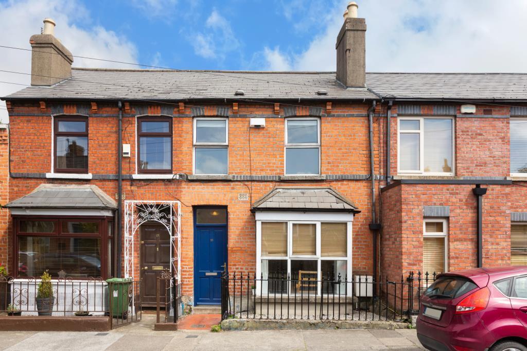 Main image of property: 18 Washington Street, South Circular Road, Dublin 8, D08 Y0T9